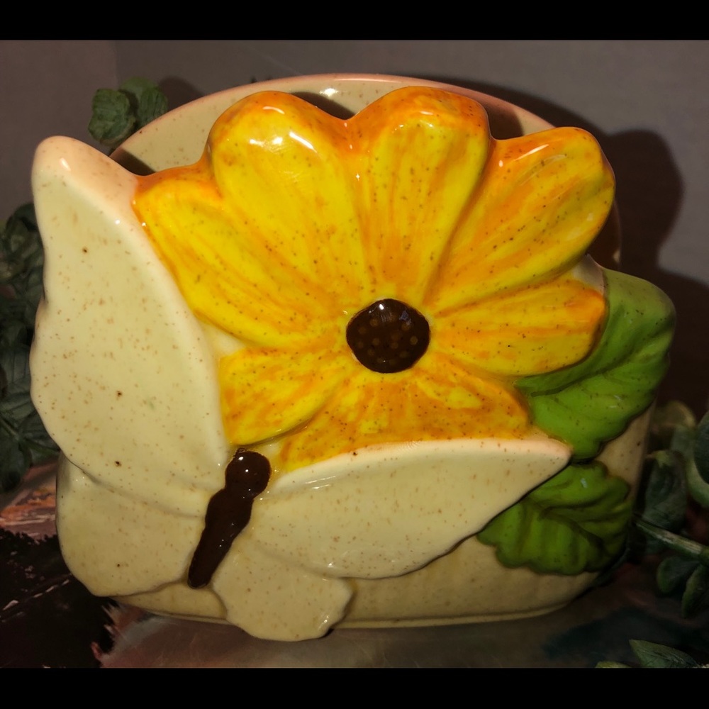 ceramic butterfly and flower napkin/letter holder